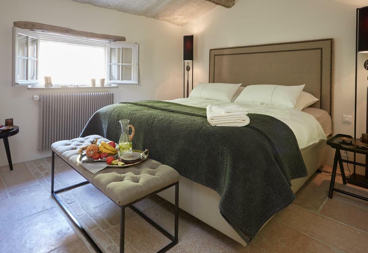 L'Escale Du Ciel Bed & Breakfast Le Bar-sur-Loup Exterior foto